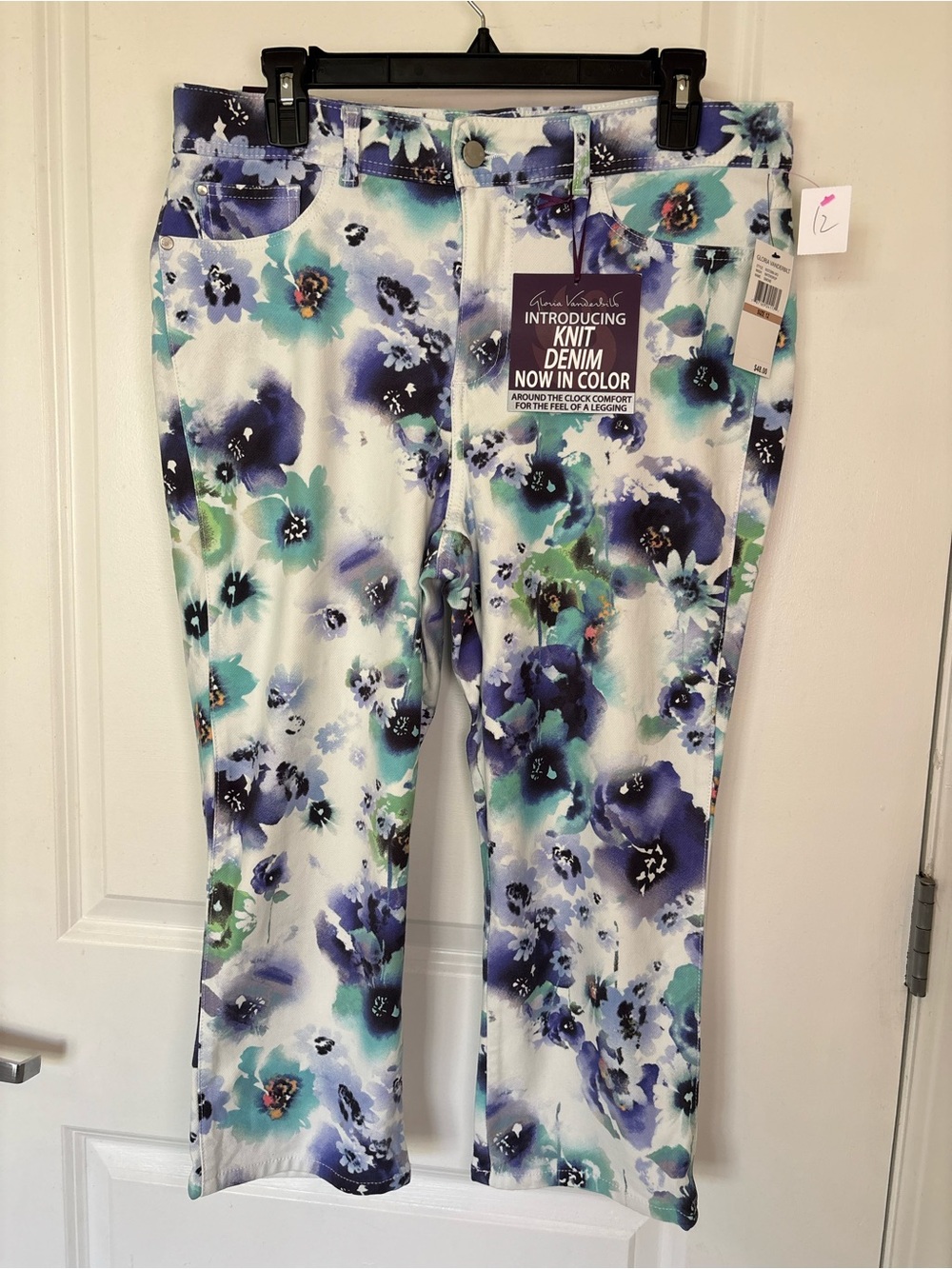 Gloria Vanderbilt Women's Floral Capri Pants Size 12 NWT